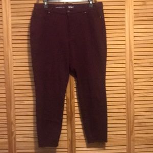 Curvy Skinny Jeans - Size 18